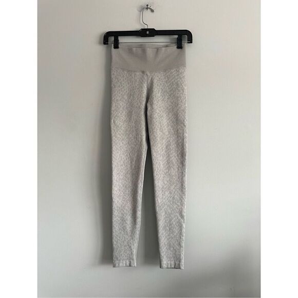 offline by aerie high rise gray snakeskin pattern leggings women’s size XS - Picture 1 of 7